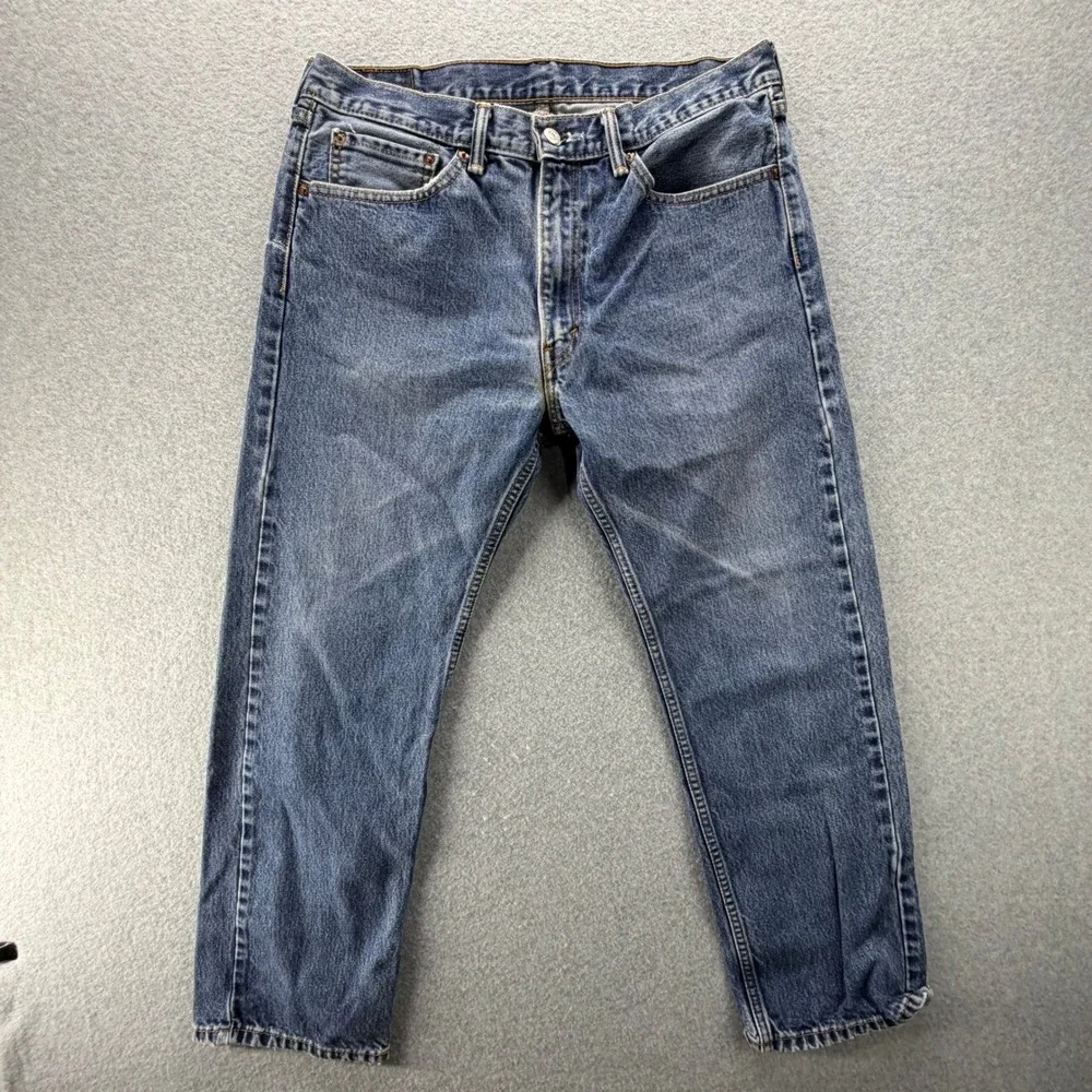 Levis 505 Regular Fit Jeans Mens 35x28 Medium Wash Blue Denim Straight Leg USA